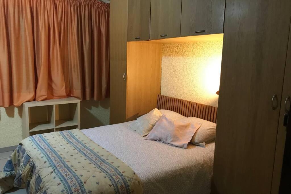 Casita Blanca Con Fibra Optica Y Piscina Cominutaria Villa Tossa de Mar Bagian luar foto
