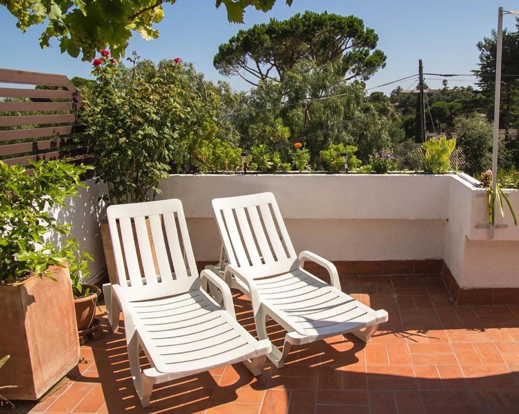 Casita Blanca Con Fibra Optica Y Piscina Cominutaria Villa Tossa de Mar Bagian luar foto